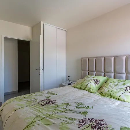 Bel Neuf A Plage, 400m De L'ocean, 2 Etoiles, 4 Pers, Parking, Balcon, Equipe - Fr-1-50-136 * Mimizan